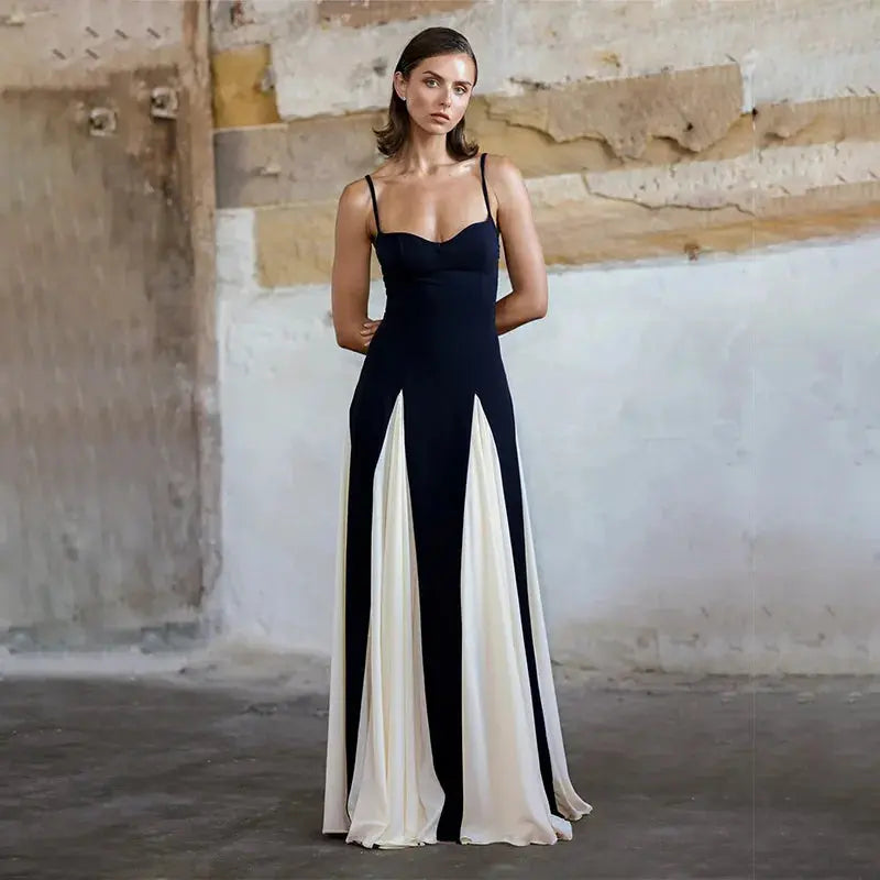 Bella Lumière Contrast Maxi Dress - Bellaovo