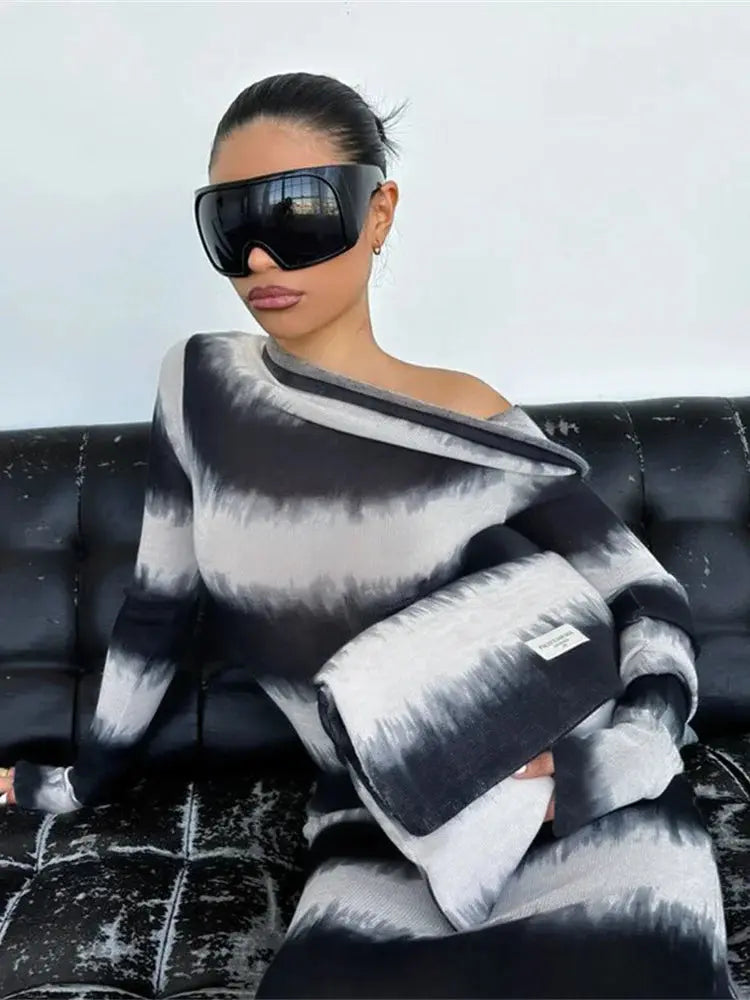 Bella Monochrome Eclipse Gown - Bellaovo