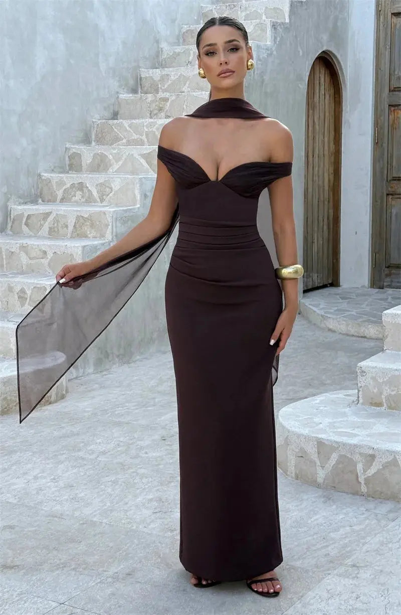 Bella Rosewood Elegance Gown - Bellaovo